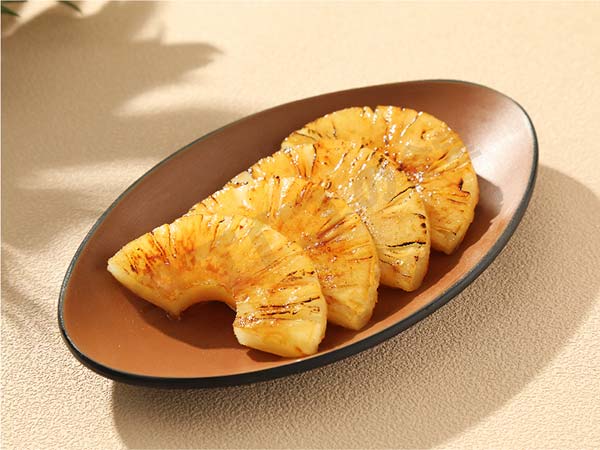 桑巴香烤金菠萝.jpg
