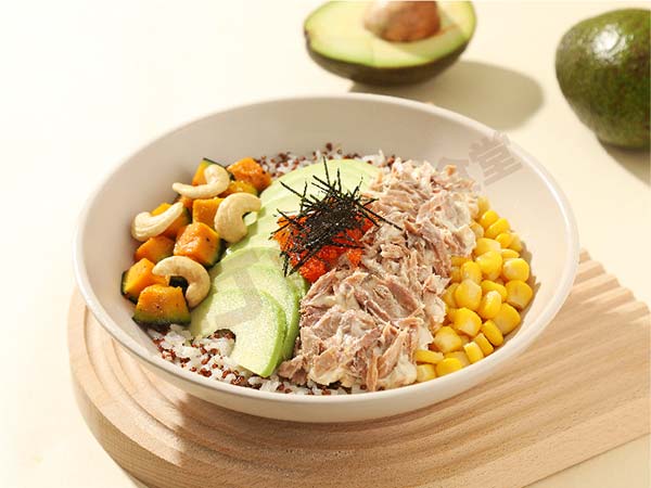 金枪鱼牛油果拌饭.jpg